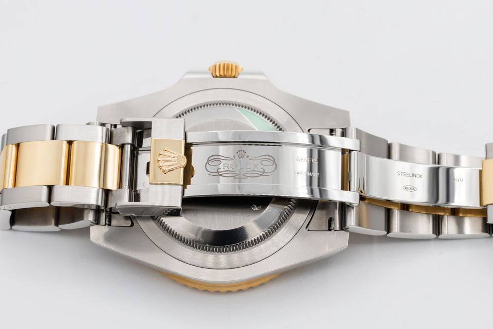 Rolex GMT Master II 116713 LN Image 4